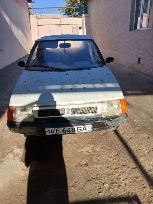 машина таврия 1102