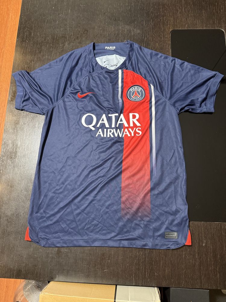 Тениска на psg сезон 23/24