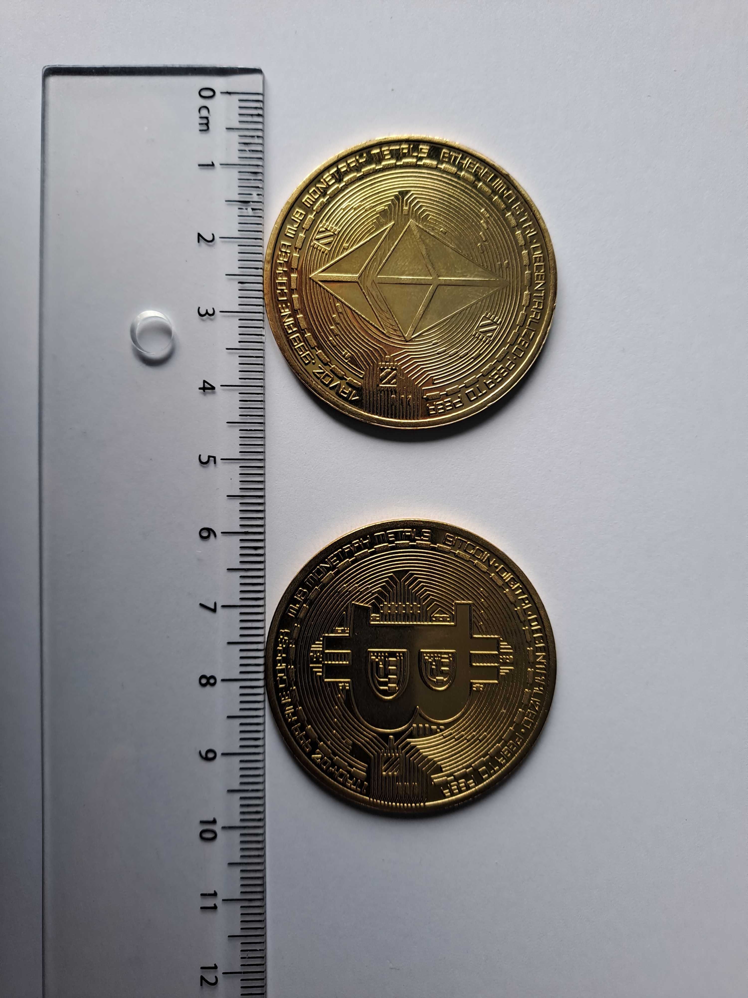 Монети биткойн и етериум