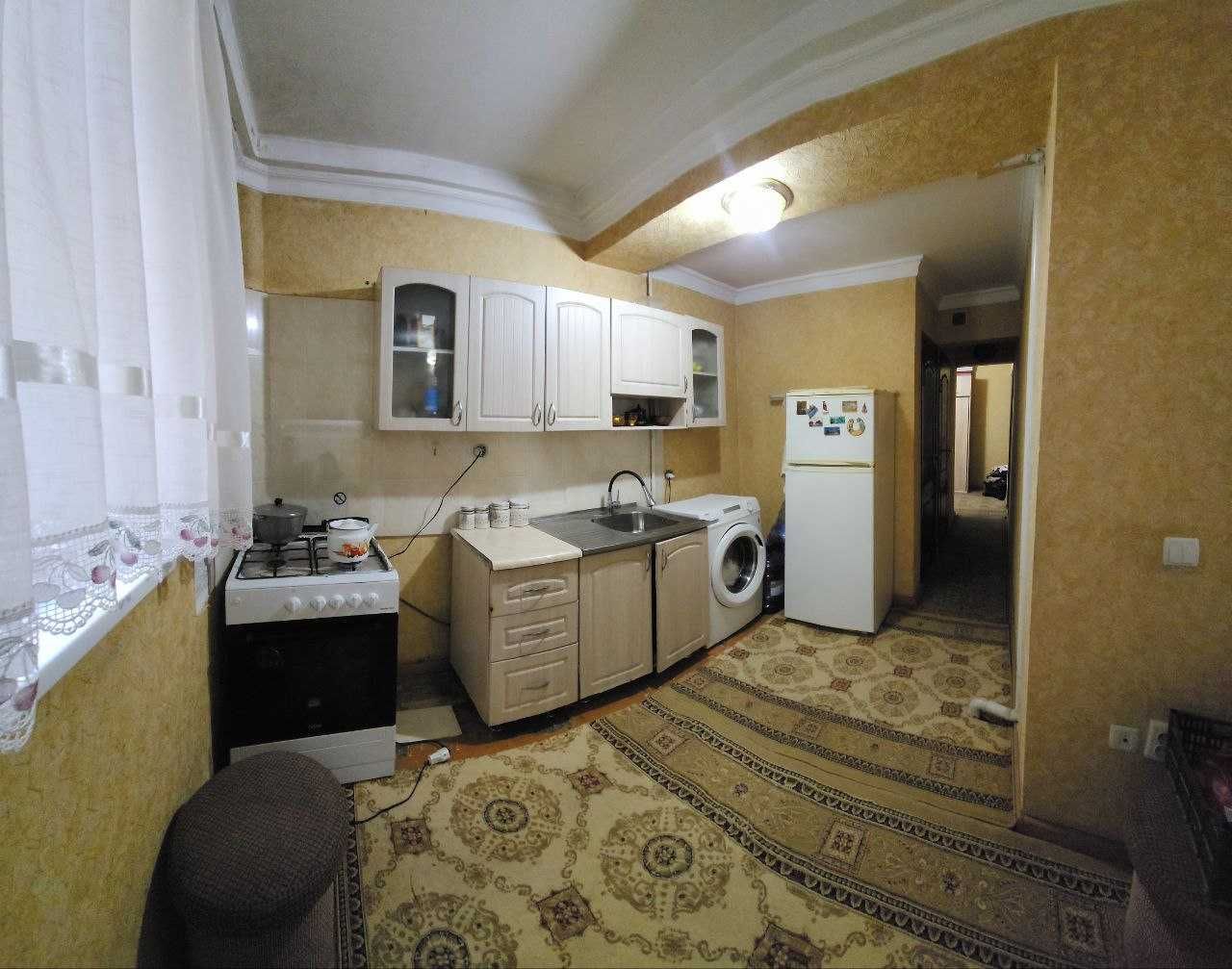 Квартира сотилади. 3/2/4. Чилонзор 5 квартал. Новза метро. ғишт