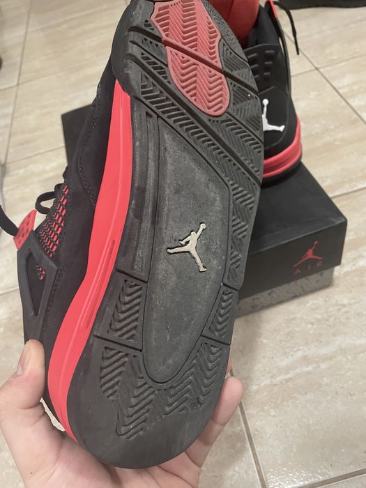 Jordan 4 Red Thunder