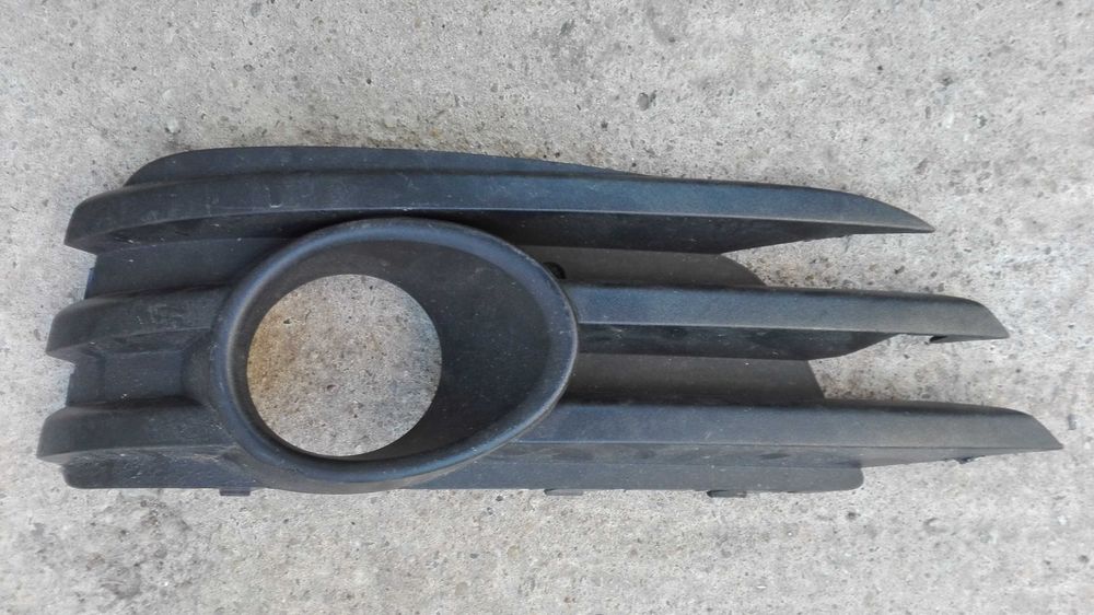 grile din bara Opel Vectra C facelift 50 lei