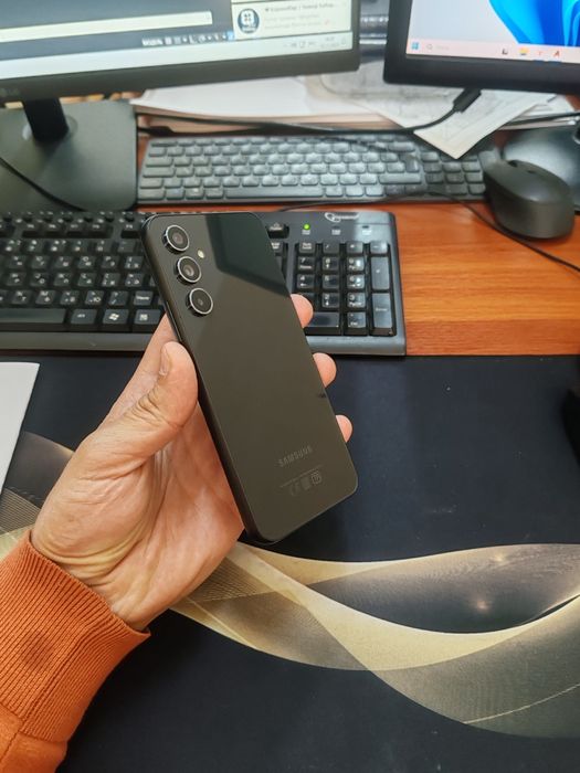 Samsung A54 5G 8/256gb(2025)ideal ochilmagan usta kurmagan aybi yuq
