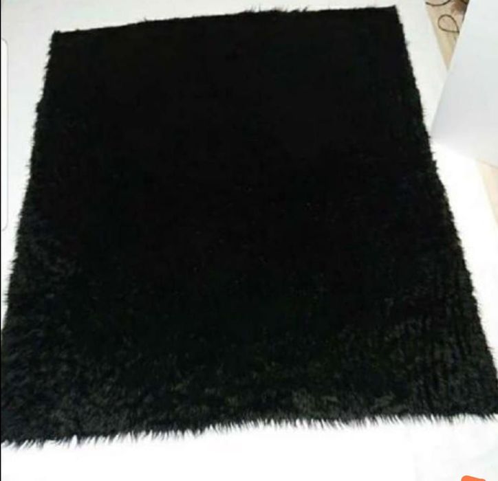 Черный мех 200*160 см, искусственный
200 * 160см