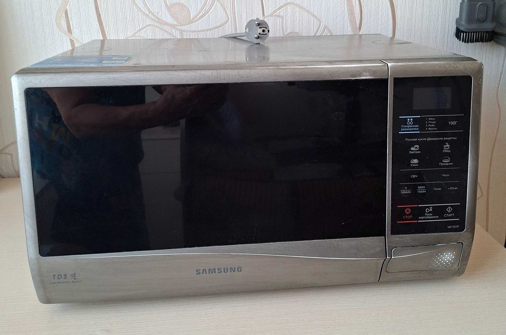 Микроволновка Samsung