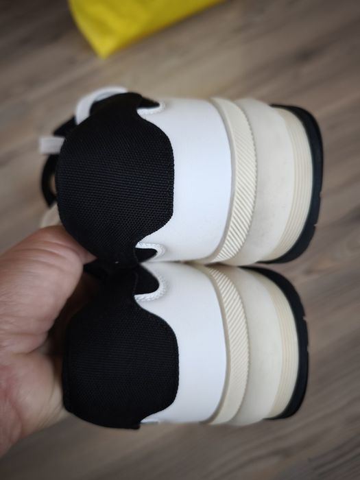 Нови маратонки Bershka 42 номер