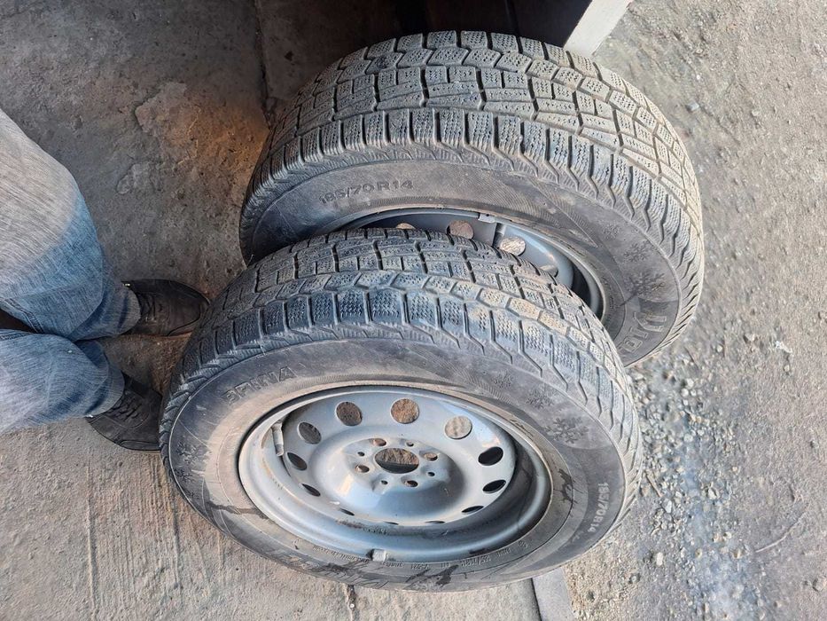 Продам шины б/уу
