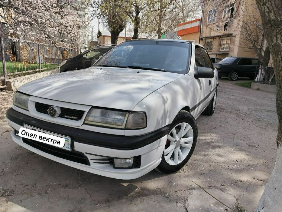 Опел вектра сотилади