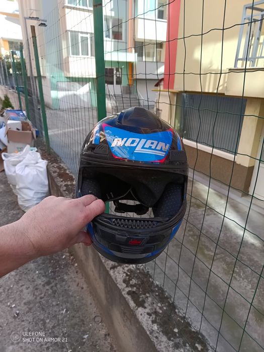 Малка каска за тротинетка