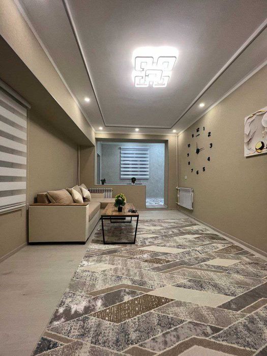 Чилонзор 7 квартал Парус томонда квартира сотилади