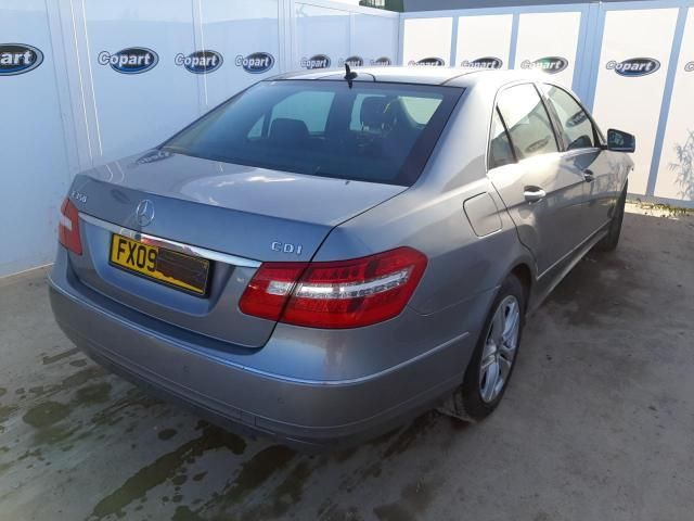 Dezmembrez Mercedes-Benz E-Class W212/S212/C207/A207 [2009 - 2013] Sedan 4-usi E 350 CDI BlueEffici