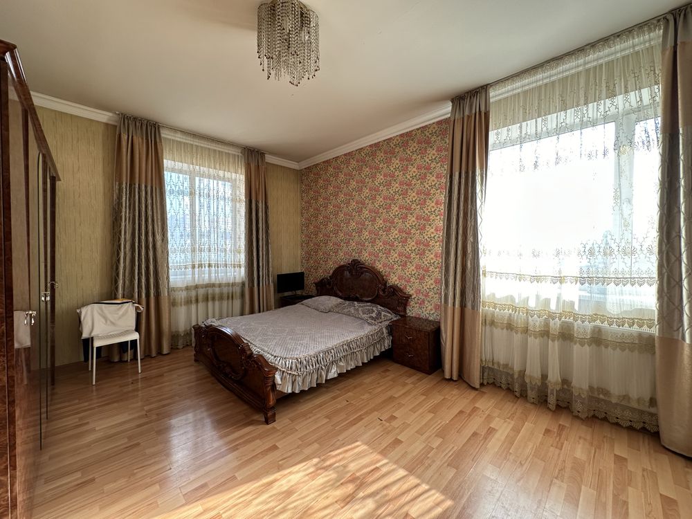 Продам 7 - комнатный дом по ул.Аубакирова