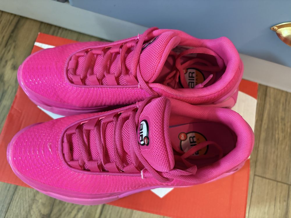Маратонки Nike Dn