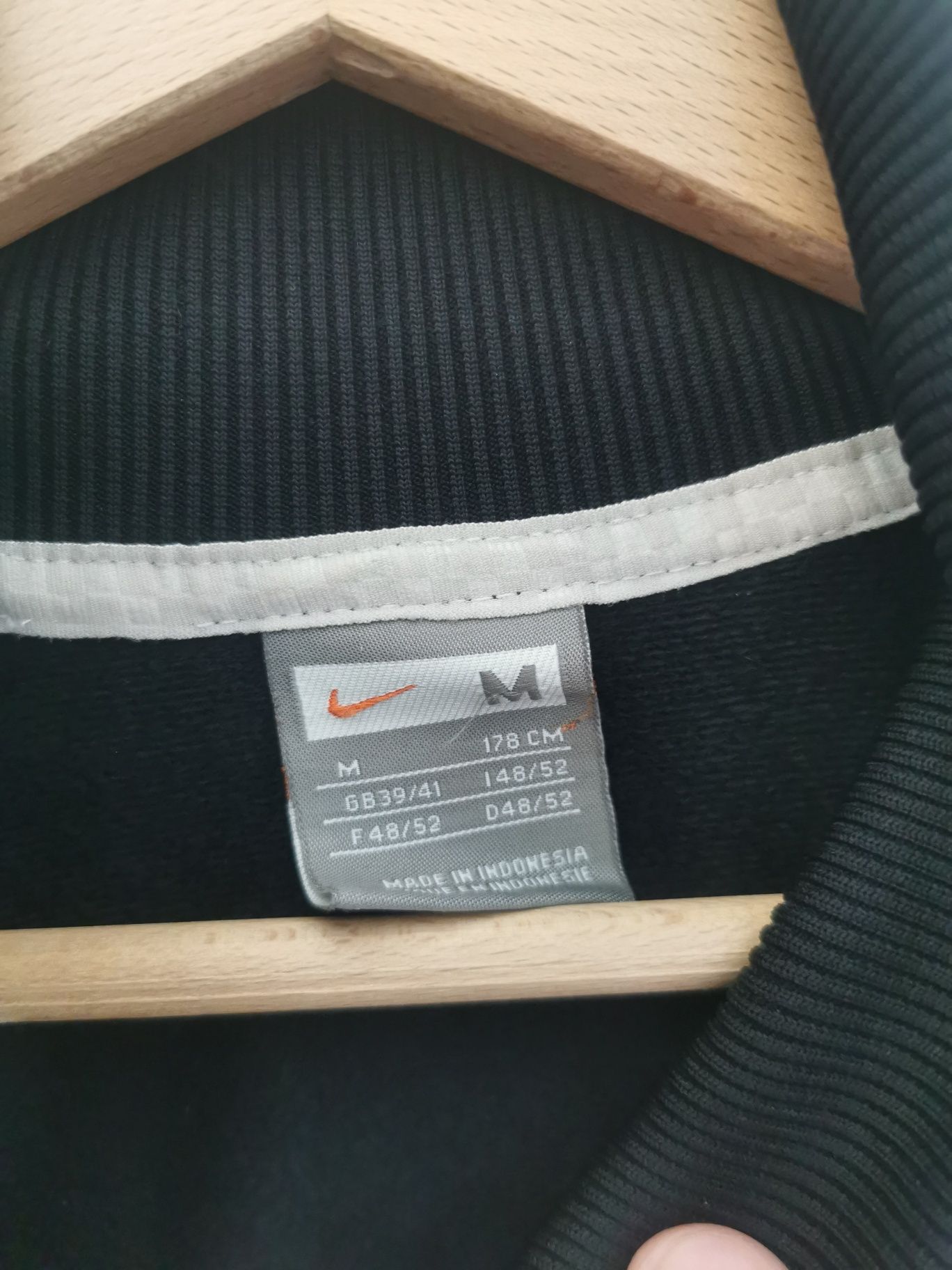 Горници Nike различни модели