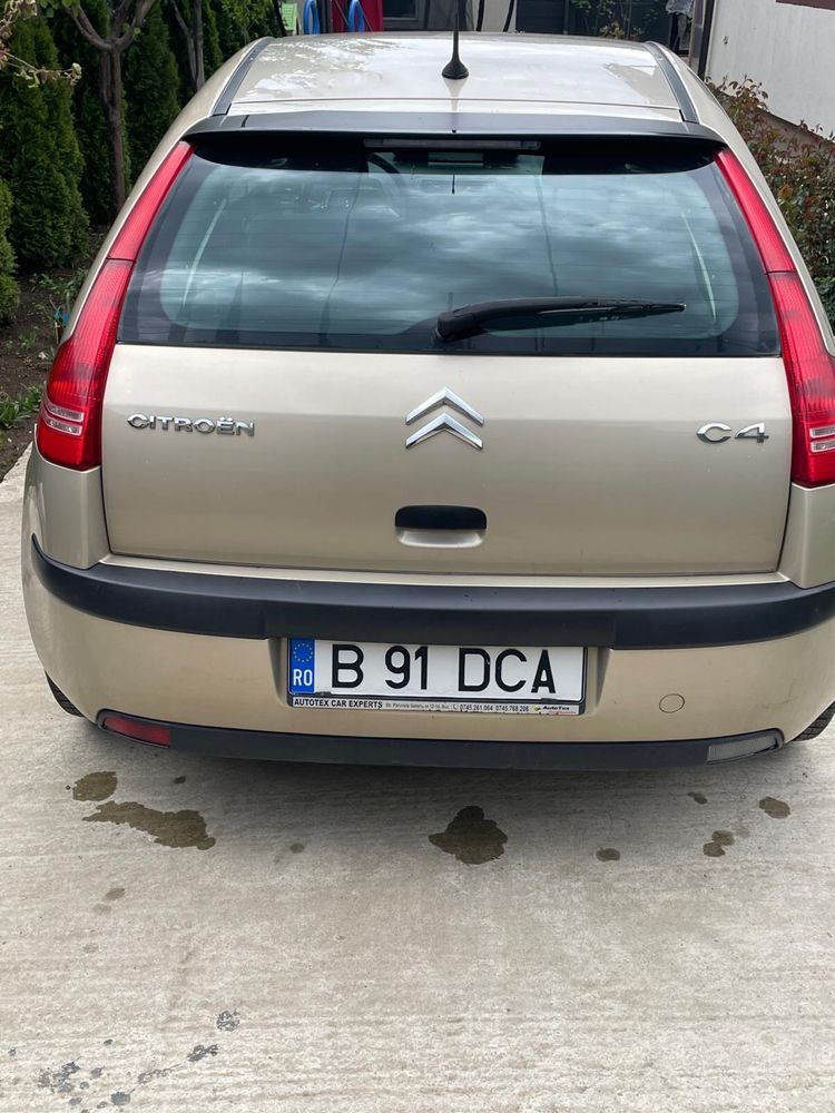 Citroen c4.