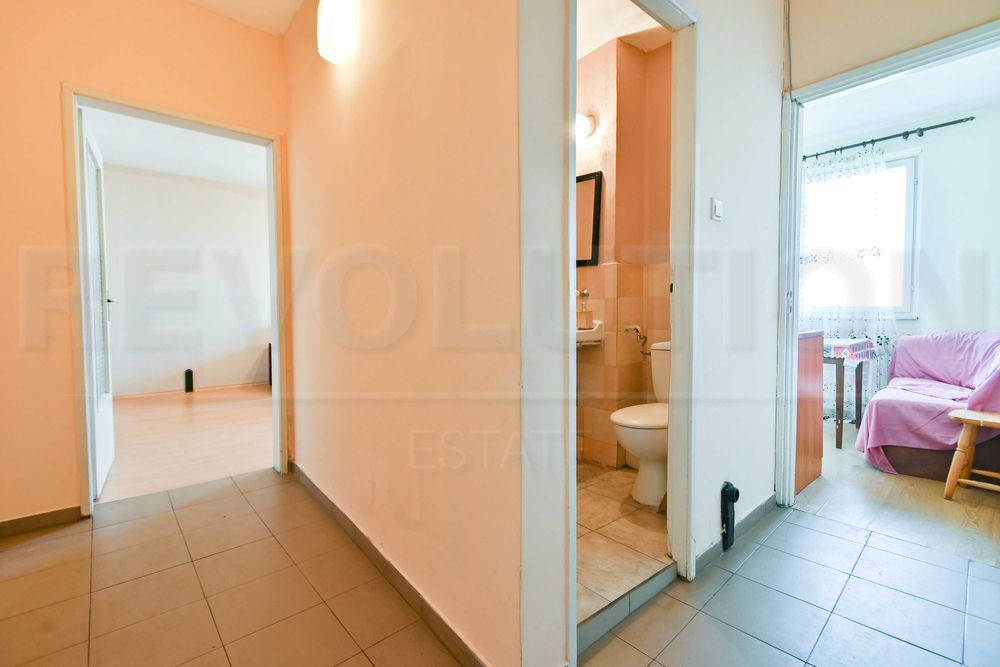 Продава се Двустаен апартамент в София, Люлин 5 - 62 кв.м за 1517 €/кв.м - Снимка #8