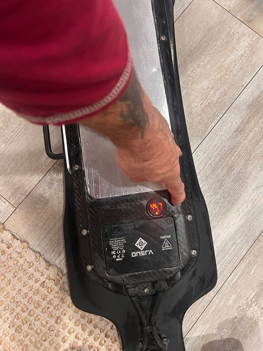 Електрически скейтборд