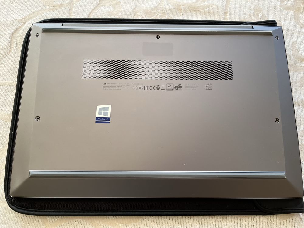 HP ZBook Firefly 14 G7 Mobile Workstation