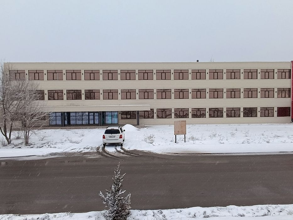 Алюминиевые и пластиковые двери окна балконы,витражи на заказ Алматы