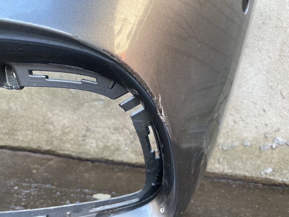 Bara fata Mercedes Benz E Class W213 AMG