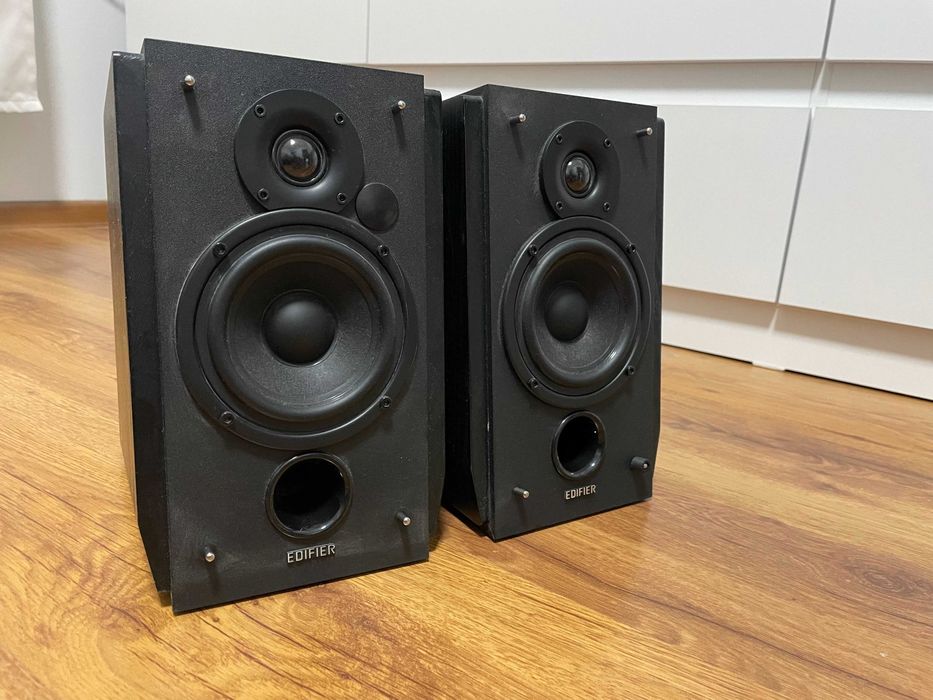 Edifier R1700BT Black