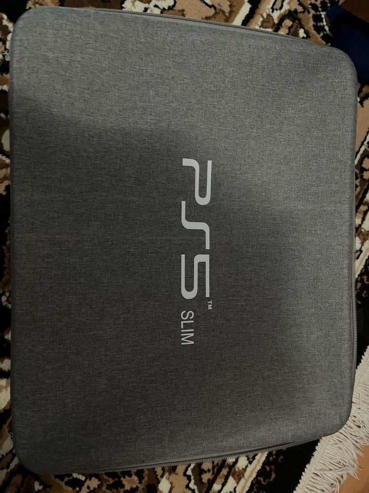 Продам Кейс PS 5 slim