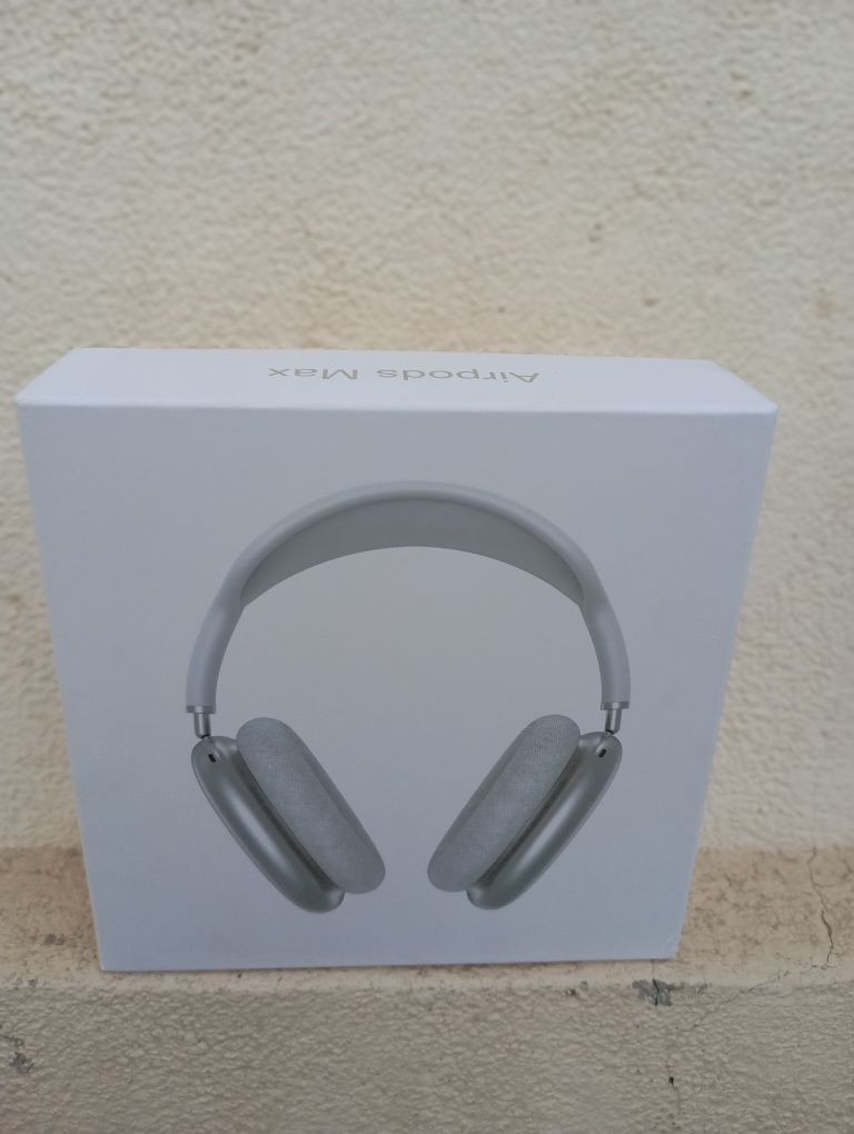 AirPods Max simsiz naushnik