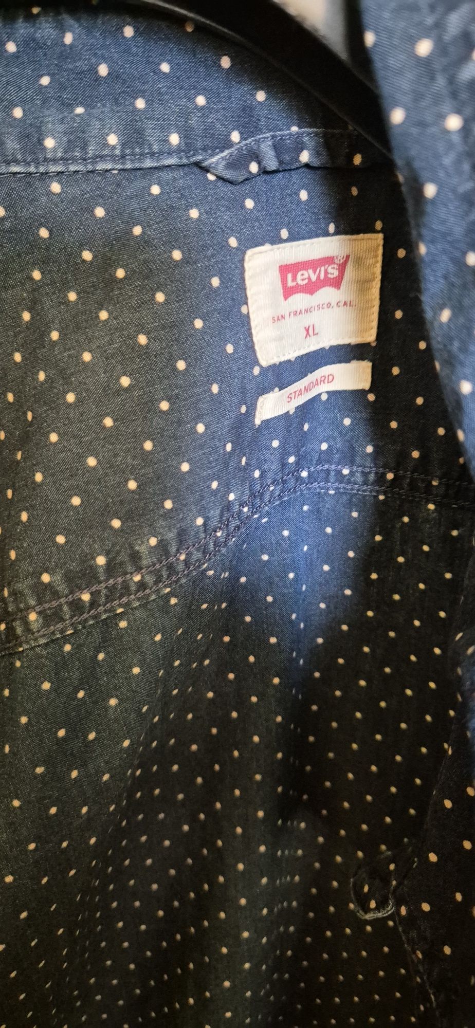 Мьжка риза с кьс ръкав Levis.