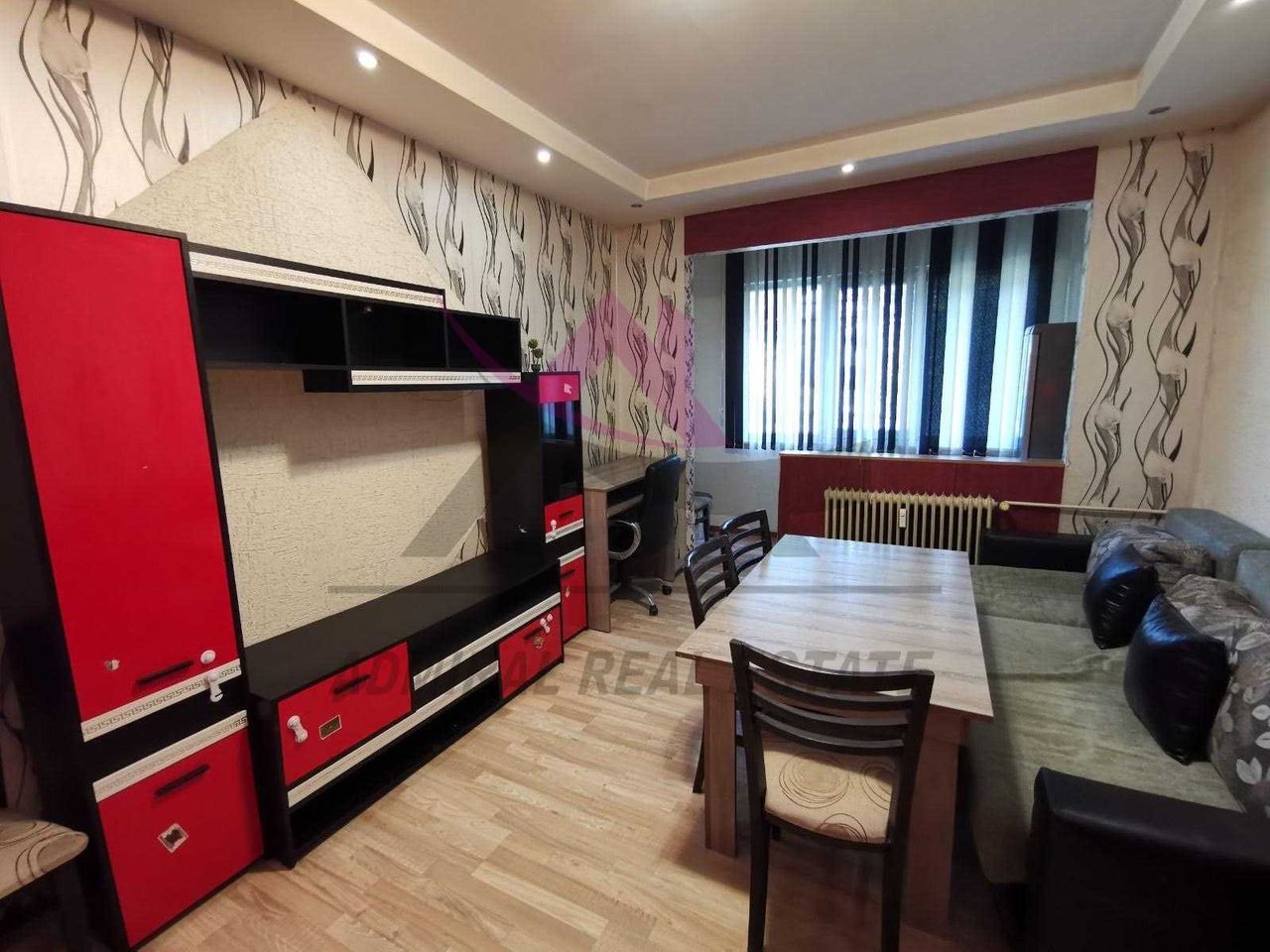 Дава се под наем Двустаен апартамент в Варна, Младост 2 - 65 кв.м за 400 € - Снимка #1