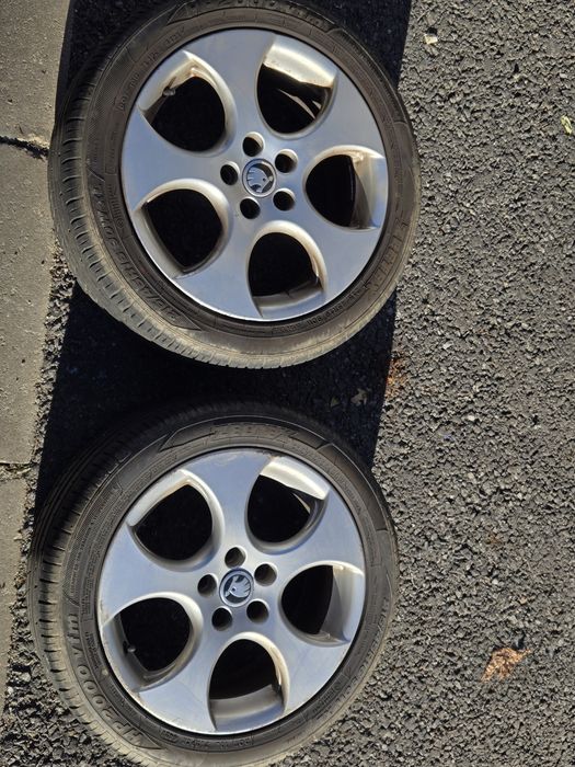 Jante aliaj Skoda 5x100 pe 16 cu anvelope vara