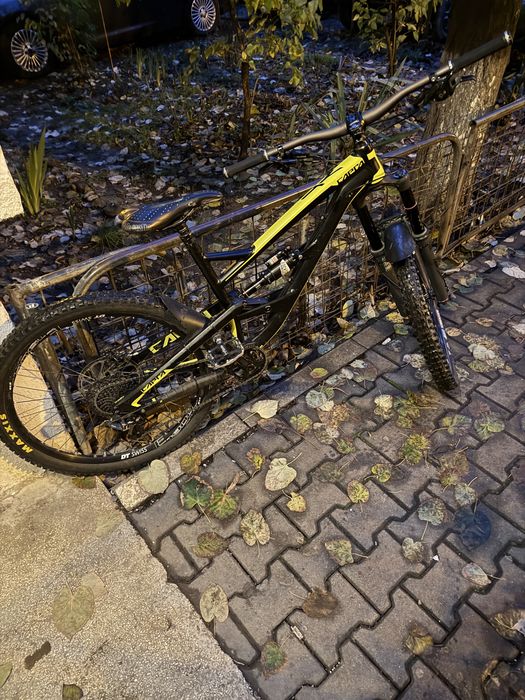 Bicicleta full suspension YT capra comp 1