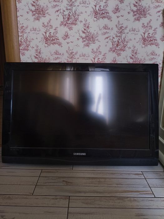 Телевизор самсунг
