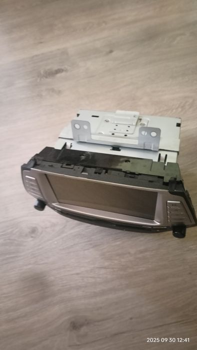 Vând navigație ix35