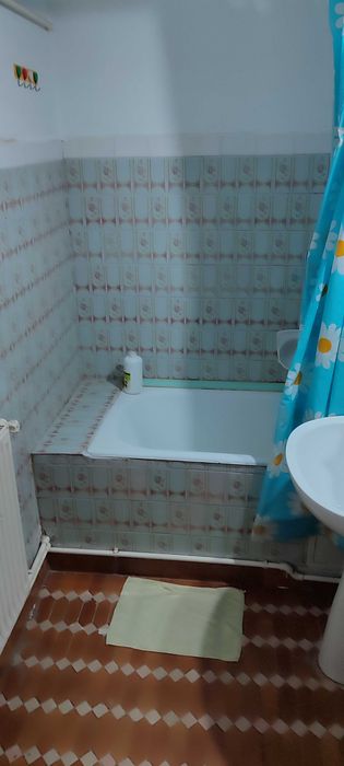 Ofer spre închiriere apartament 2 camere