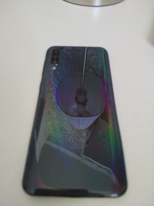 Самсунг A50 64Gb