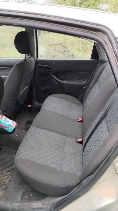 Ford Focus 1.6 Benzină – 2001 – 800€ negociabil