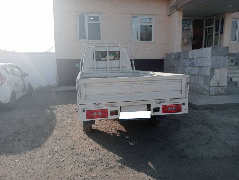 Продаётся машина Shineray T30