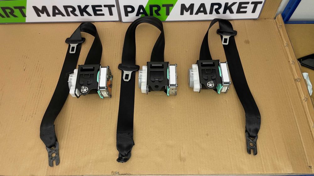 Задни колани комплект AUDI A8 / S8 D4 4H0857807K 4H0857805E