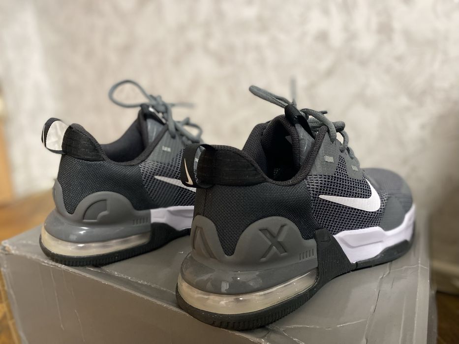 Nike airmax gray