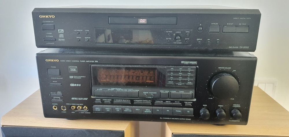 Linie Audio Onkyo și Boxe Eltax