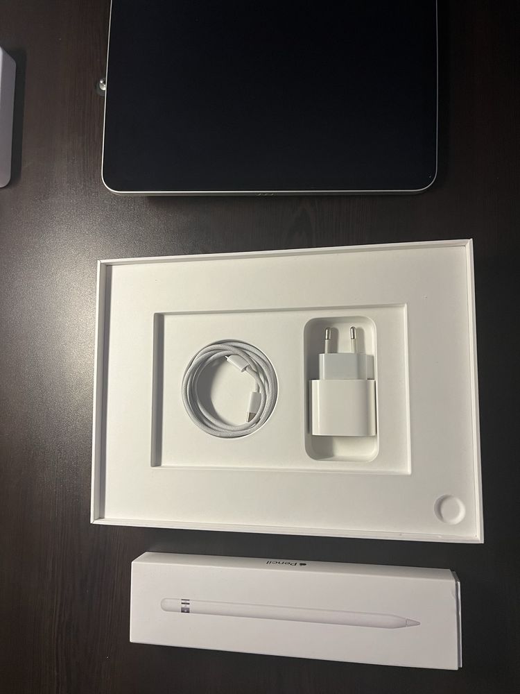 Ipad 10 64 GB apple pencil (продадена писалка)