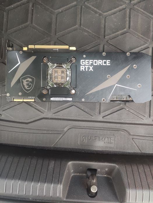 Msi Geforce Rtx 3090 Видеокарта в отлично състояние
