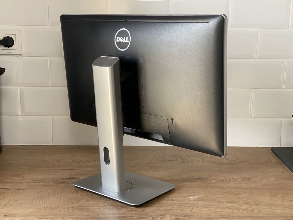 Монитор Dell P2314Ht