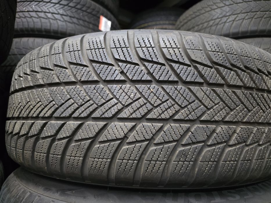 4бр Зимни гуми 225 60 17- Bridgestone DOT 2023