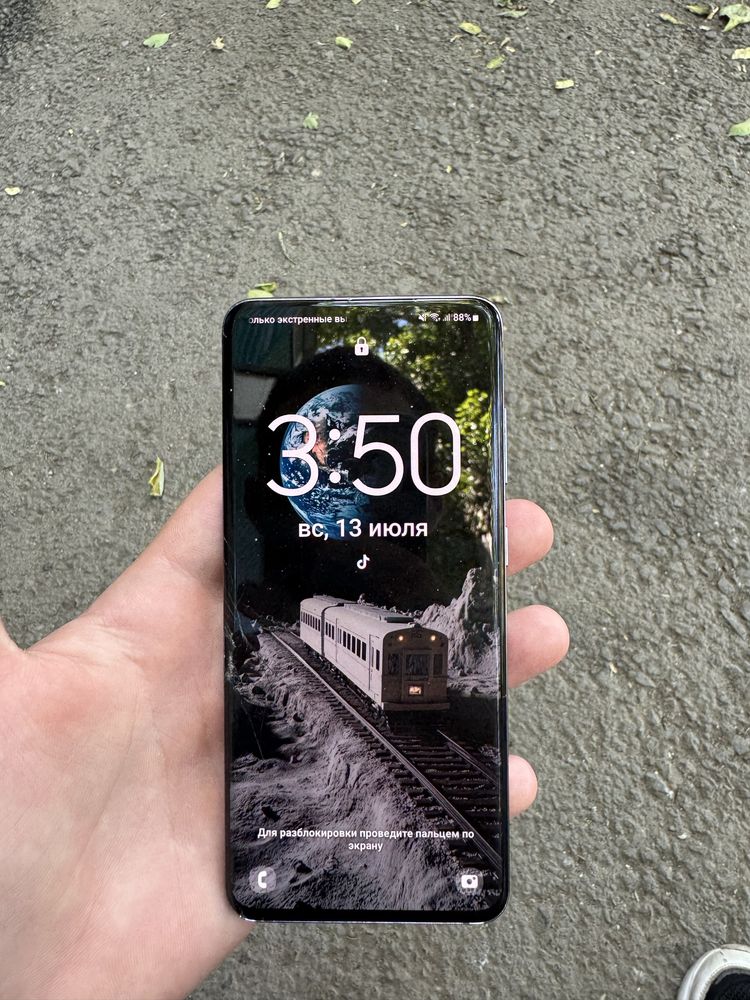 Продам Samsung s20