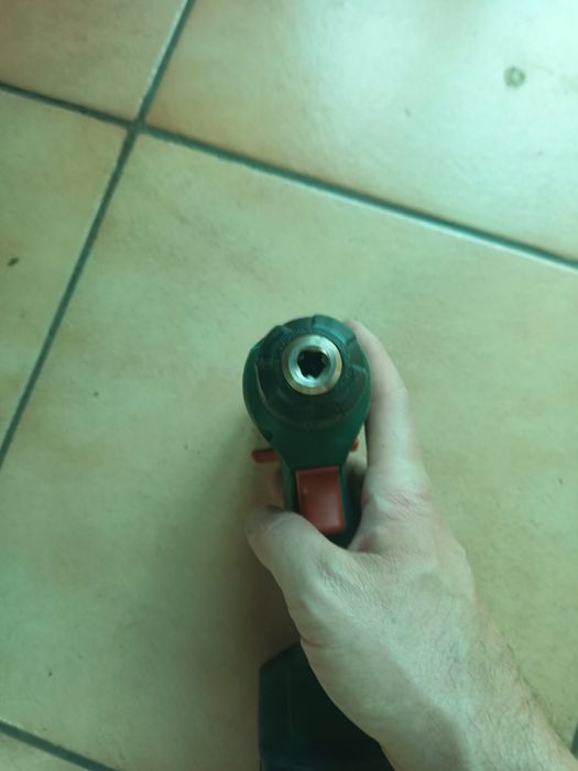 Bosch Easydrill 12