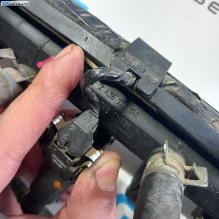 Rampa Presiune Injectoare cu Injector Injectoare Volkswagen Lupo 1.4 MPI AUD 2000 - 2003 Cod 030133319AA 2435170160 [1107]