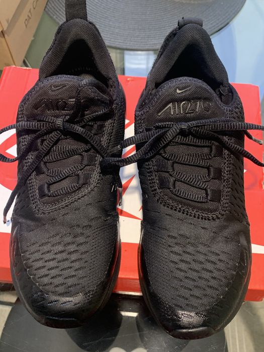 Продавам оригинални маратонки Nike Air Max