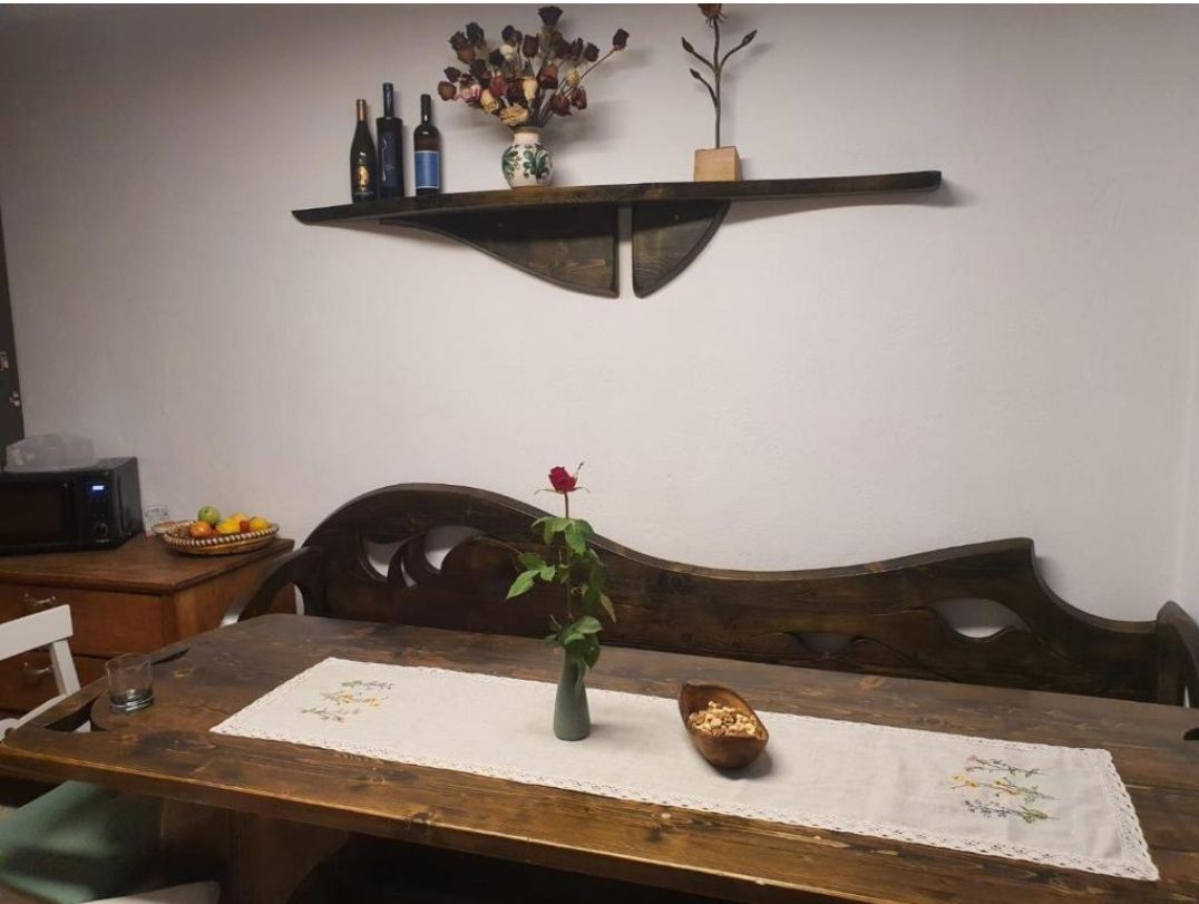 Închiriez camere