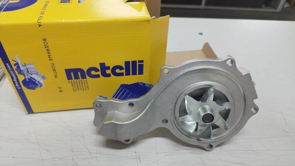 Помпа гольф 3, пассат, венто